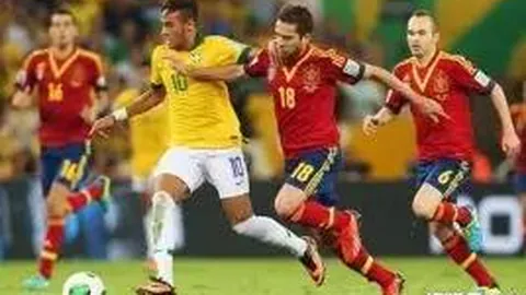 谌龙中羽赛挺进四强，瞄准桃田挑战：冠军逐场争取